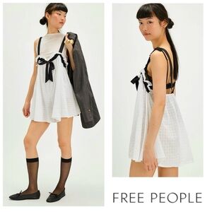 ♥️NWTS-$90 FREE PEOPLE Back To Love Romper One-Piece L Embroidery Bow Details